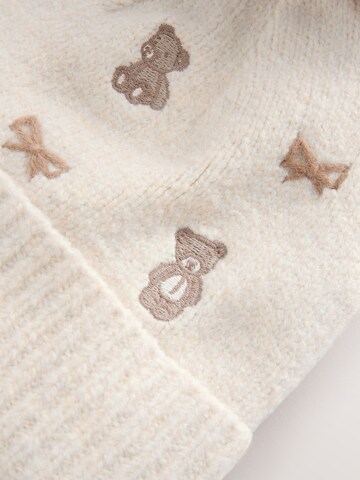 Next Muts in Beige