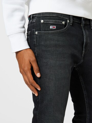 Coupe slim Jean 'Scanton' Tommy Jeans en noir