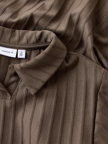 NAME IT - Vestido en marrón