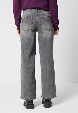 STREET ONE Loose fit Jeans in Black