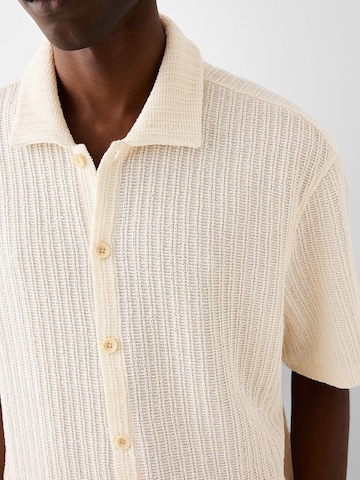 Bershka Klasický střih Košile – bílá