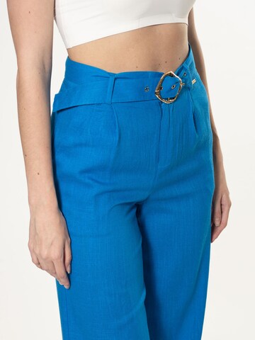 Influencer - Loosefit Pantalón de pinzas en azul