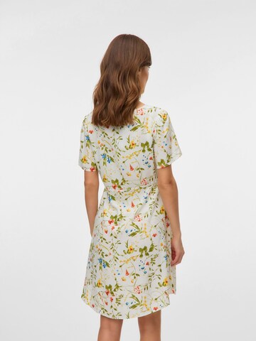 Vero Moda Maternity - Vestido 'VMMEasy' en blanco