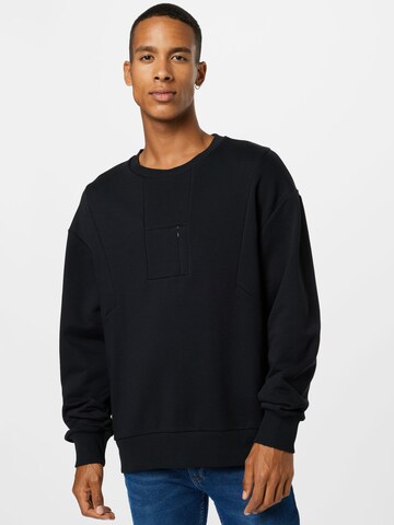 NU-IN Sweatshirt in Black: front