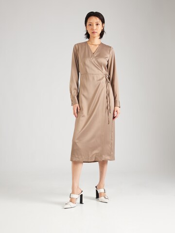 YAS Dress 'PELLA' in Brown: front