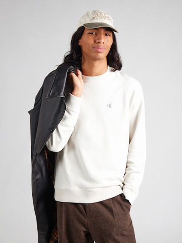 Calvin Klein Jeans Sweatshirt in White: front