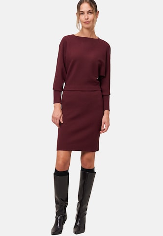 Robes en maille zero en rouge