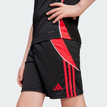 ADIDAS PERFORMANCE Loosefit Sportshorts 'Tiro 24' in Schwarz