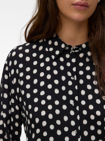 VERO MODA - Blusa 'AWChevelle' en negro