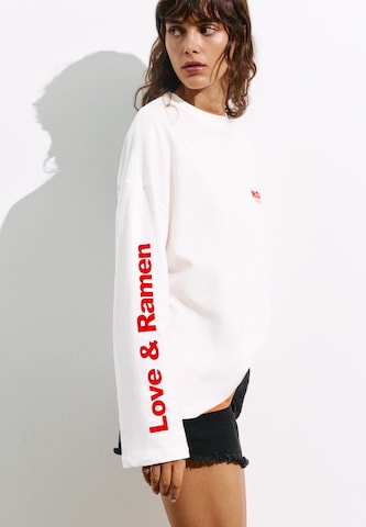 T-shirt Pull&Bear en blanc : devant