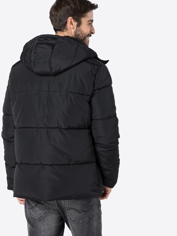 Starter Black Label Regular fit Winterjas in Zwart