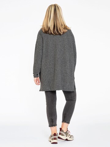 Yoek Pullover in Grau