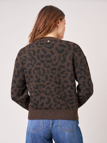 Deeluxe Pullover‌‌‌‌ in Braun