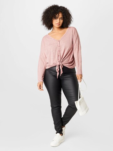 ABOUT YOU Curvy T-shirt 'Jaden' i rosa