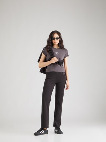 Calvin Klein Jeans T-Shirt in Grau