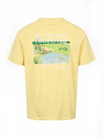 U.S. POLO ASSN. Regular Fit T-shirt ' UMDalha ' in Gelb