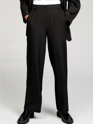 TeeShoppen Loose fit Chino Pants in Black: front