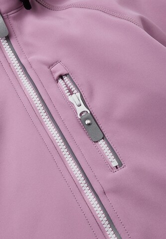 Reima Performance Jacket 'Vantt' in Pink