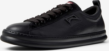 Sneaker bassa 'Runner Four' di CAMPER in nero: frontale