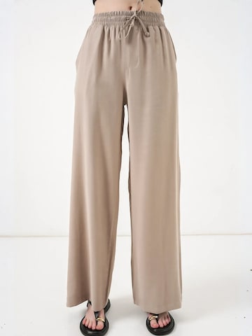 Bigdart Trousers in Beige: front