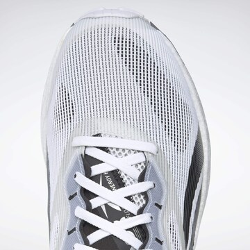 Chaussure de course 'Floatride Energy 3' Reebok en gris