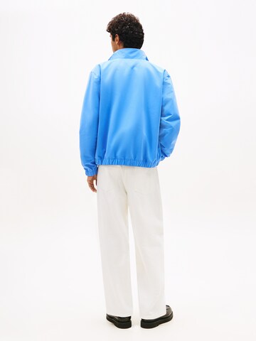 Tommy Jeans Tussenjas 'ESSENTIAL' in Blauw