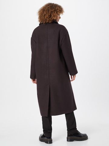 Neo Noir Between-Seasons Coat 'Anlu' in Brown