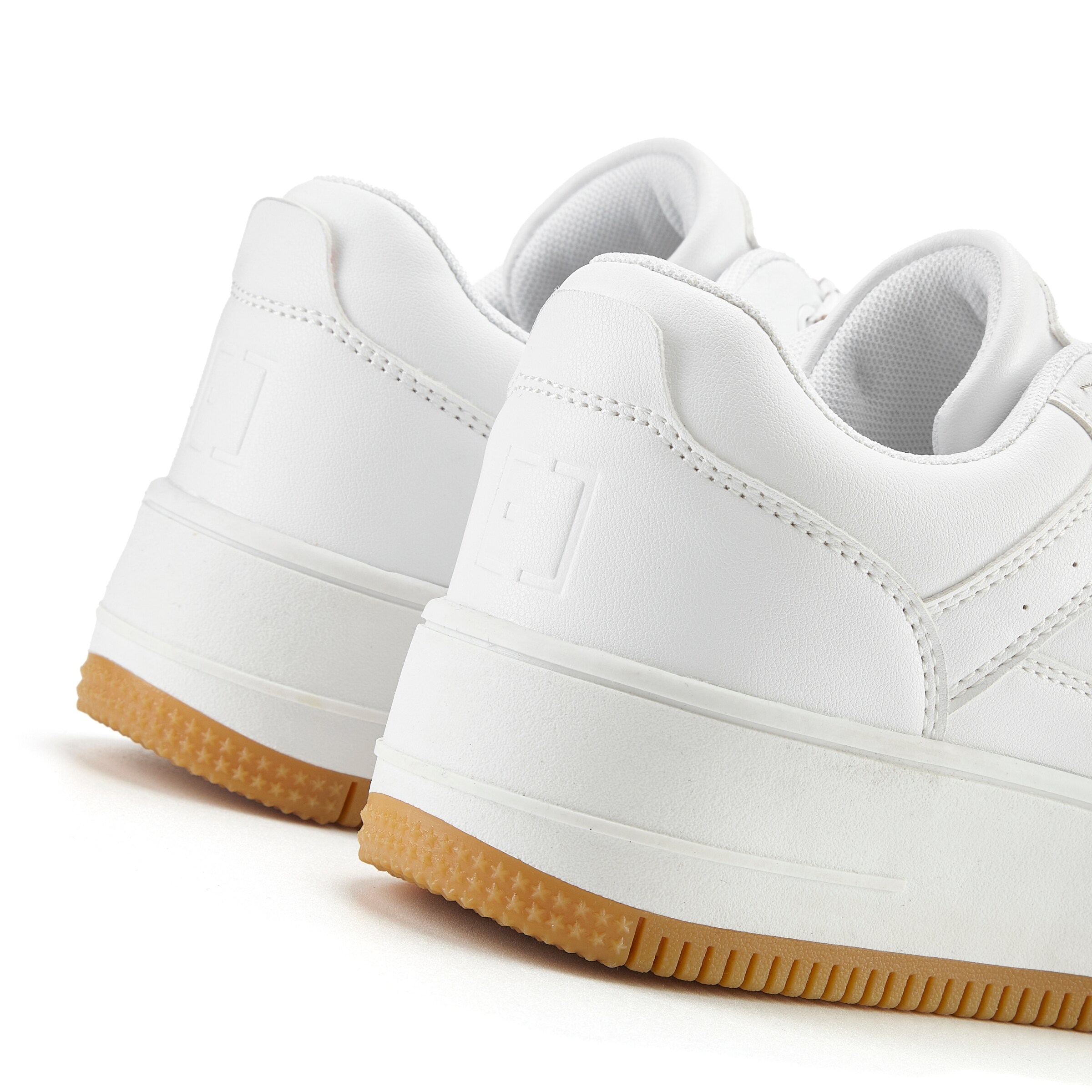 Baskets basses Elbsand en blanc