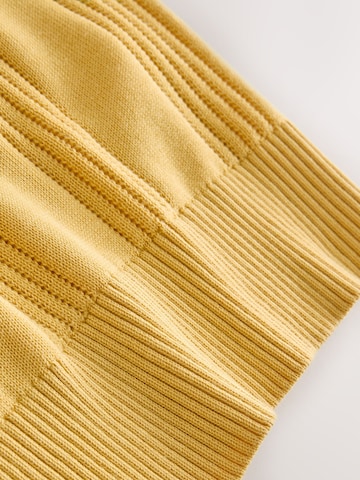 Next Pullover in Gelb