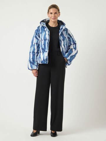 YAS Overgangsjakke 'YASMyrano' i blå