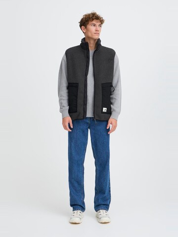North Bend Vest 'Galan' in Grey