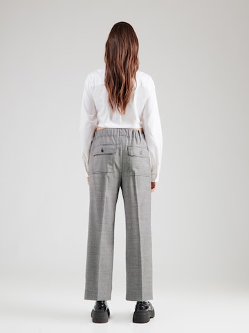 Weekend Max Mara Regular Pantalon 'Hateley' in Zwart