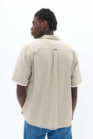 Coupe regular Chemise 'Flint Heritage' Matinique en beige