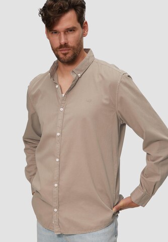 Coupe regular Chemise QS en beige