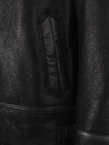 Jilani Tussenjas 'Lindbergh' in Zwart