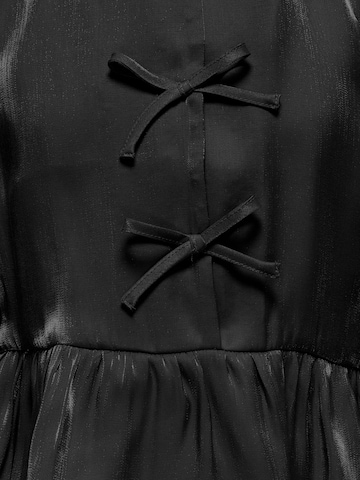 ONLY Top 'Victoria' in Black