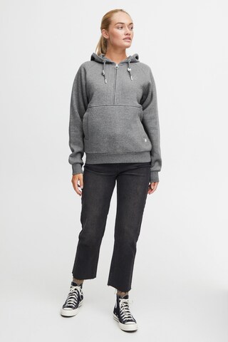 Oxmo Sweatshirt 'Andrea' in Grey