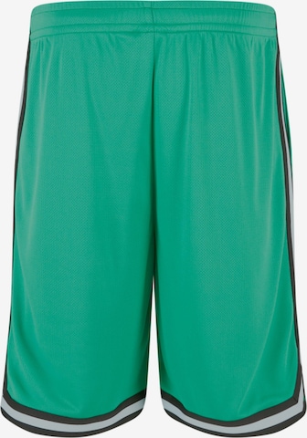 Loosefit Pantaloni de la Urban Classics pe verde