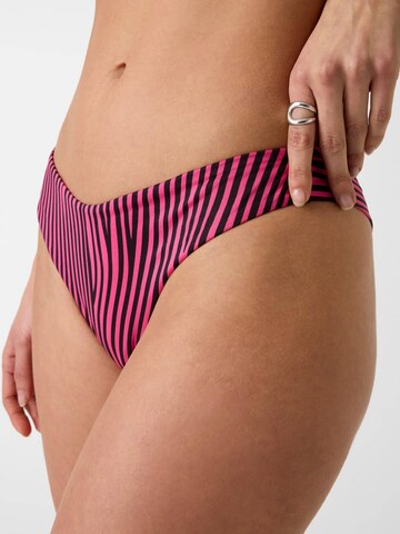 GUESS Bustier Bikini in Pink