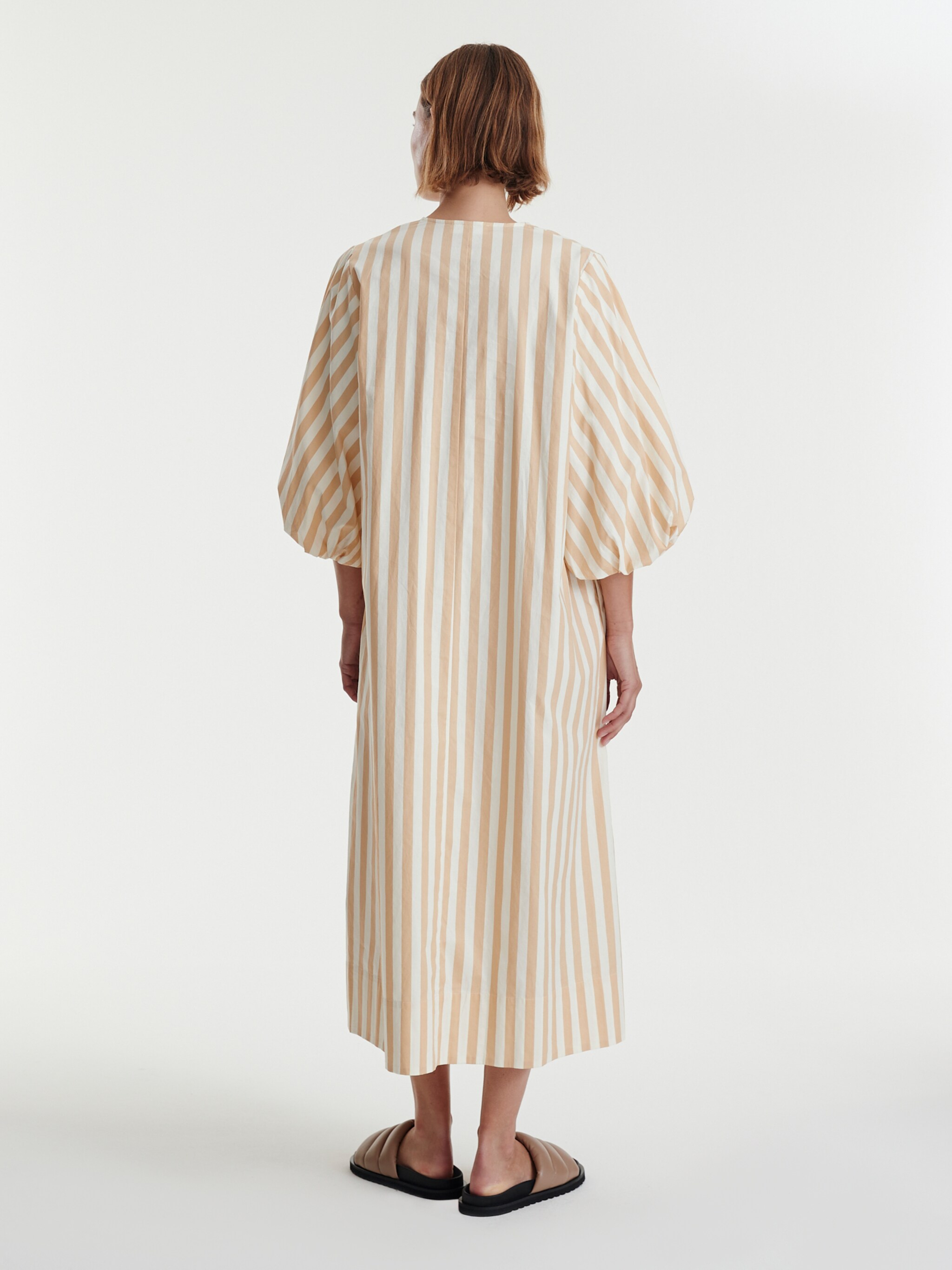 EDITED Producten Jurk 'Caya' Beige
