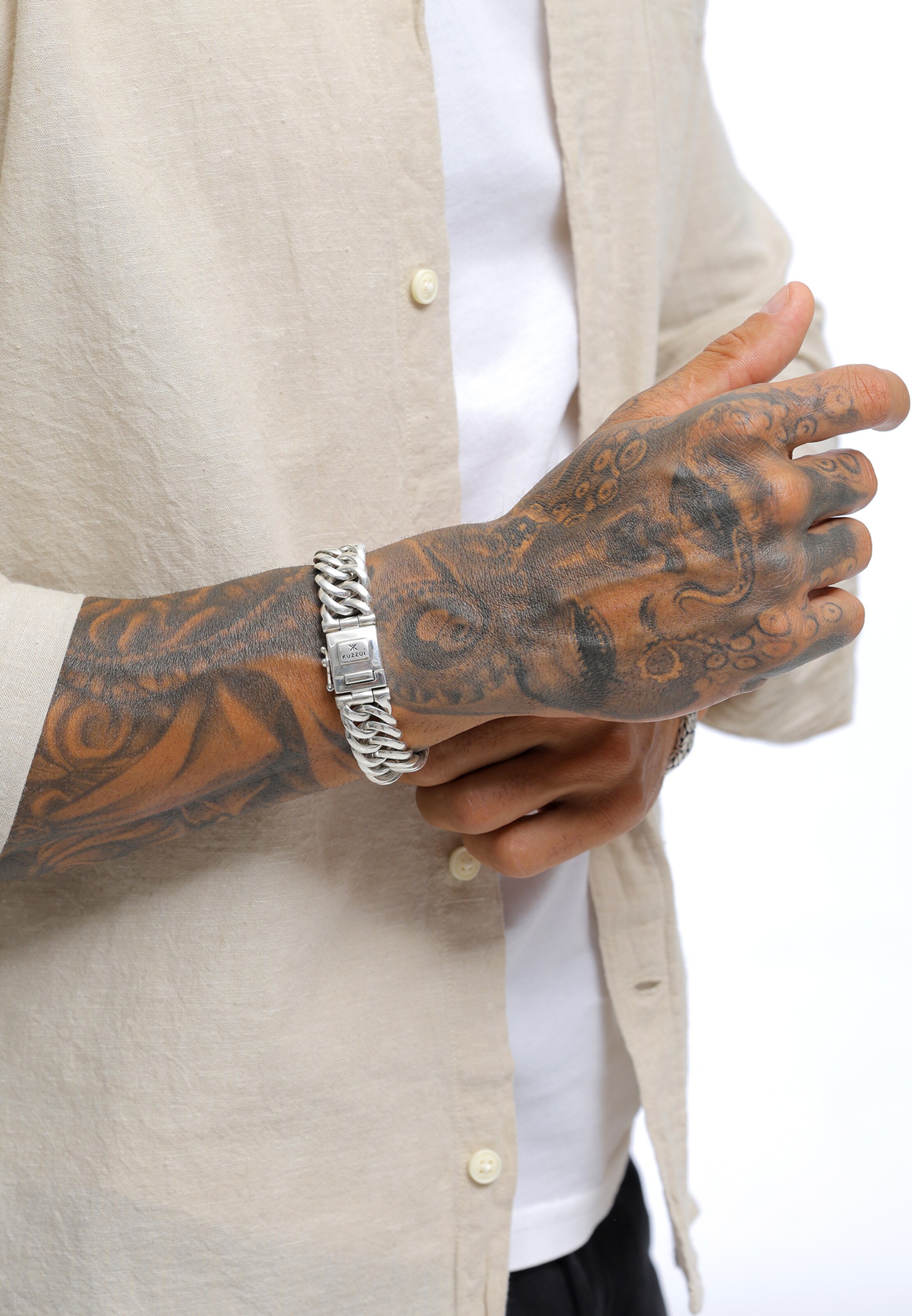 KUZZOI Armband in Zilver: voorkant