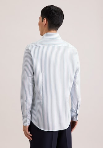 Coupe slim Chemise business 'CLASSIC ESSENTIALS' SEIDENSTICKER en bleu