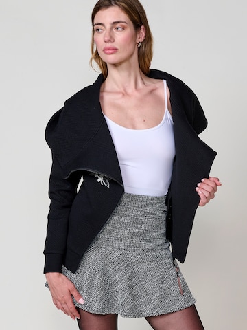 KOROSHI Sweatshirt in Schwarz