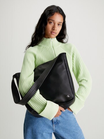 Sac bandoulière Calvin Klein Jeans en noir : devant