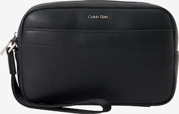 Calvin Klein Toilettilaukku 'RAISED' värissä musta: etupuoli