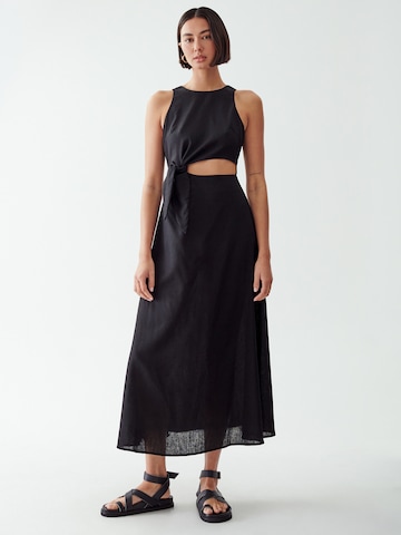 Calli Φόρεμα σε μαύρο: μπροστά