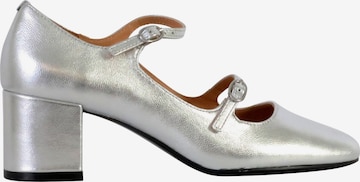 Emilie Karston Ballerina in Grau: Vorderseite