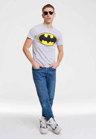 LOGOSHIRT T-Shirt 'BATMAN' in Grau