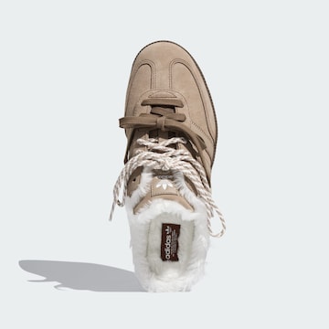 ADIDAS ORIGINALS - Zapatillas de casa en marrón