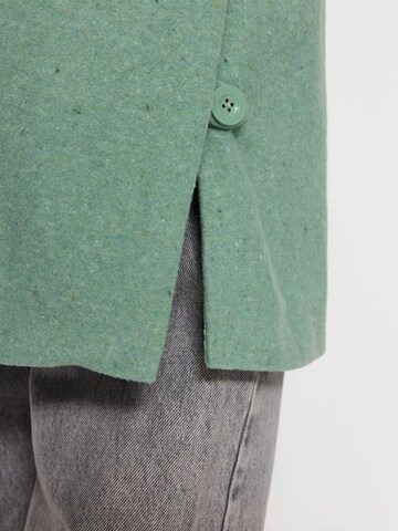 Trendyol Between-seasons coat in Green